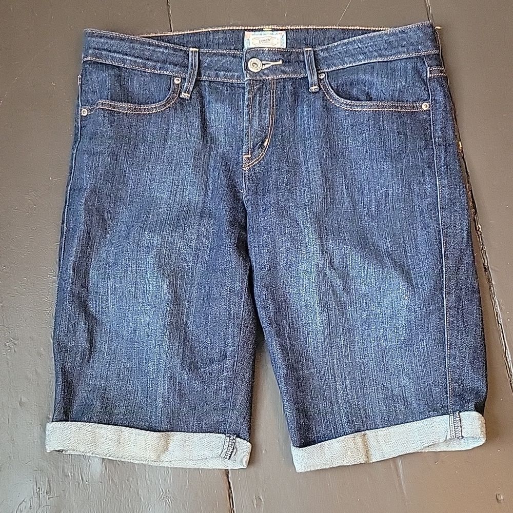 Levis 545 Bermuda Dark Wash Jean Shorts - Size 6